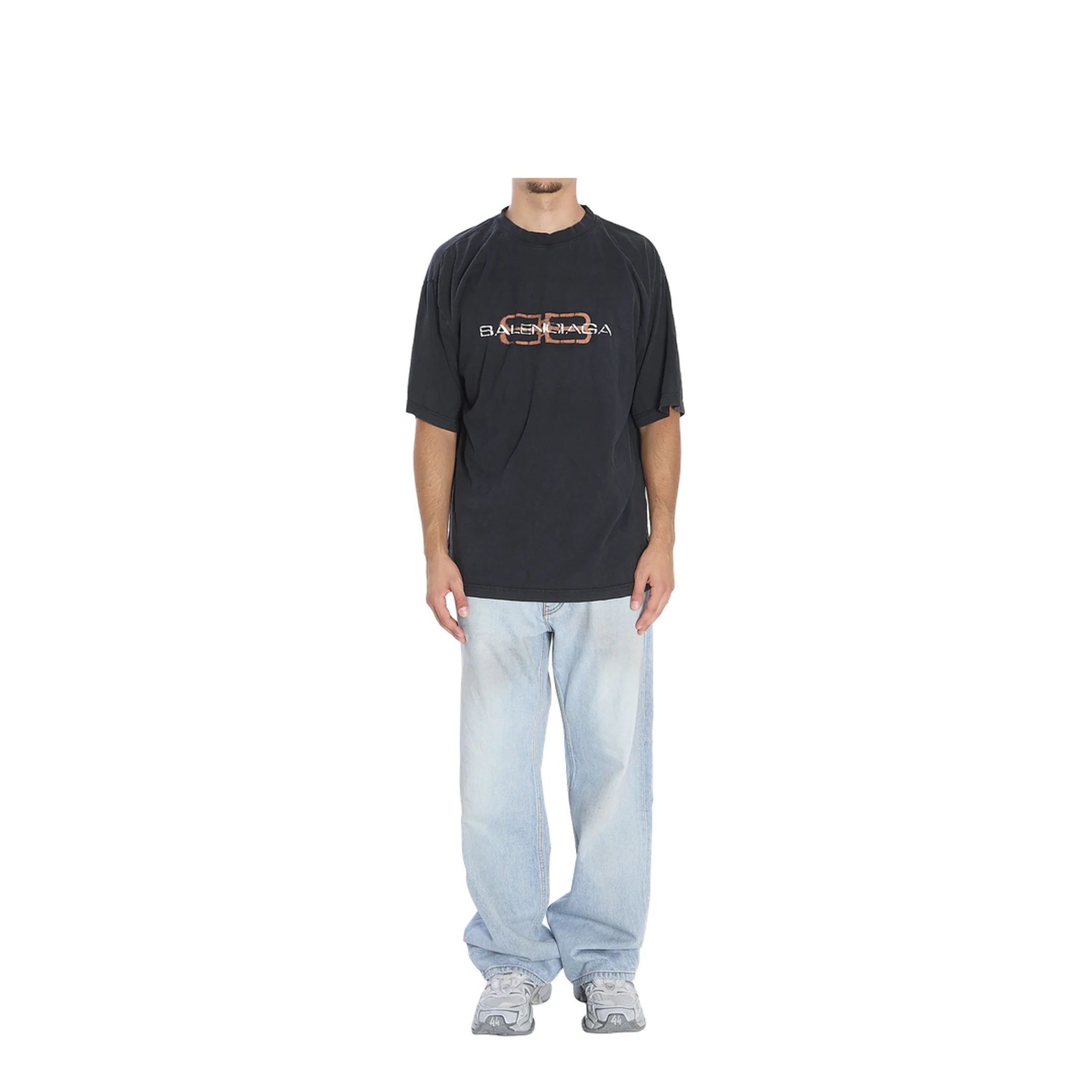 Bb Icon Stencil T-shirt Medium Fit in Faded Black - Image 5