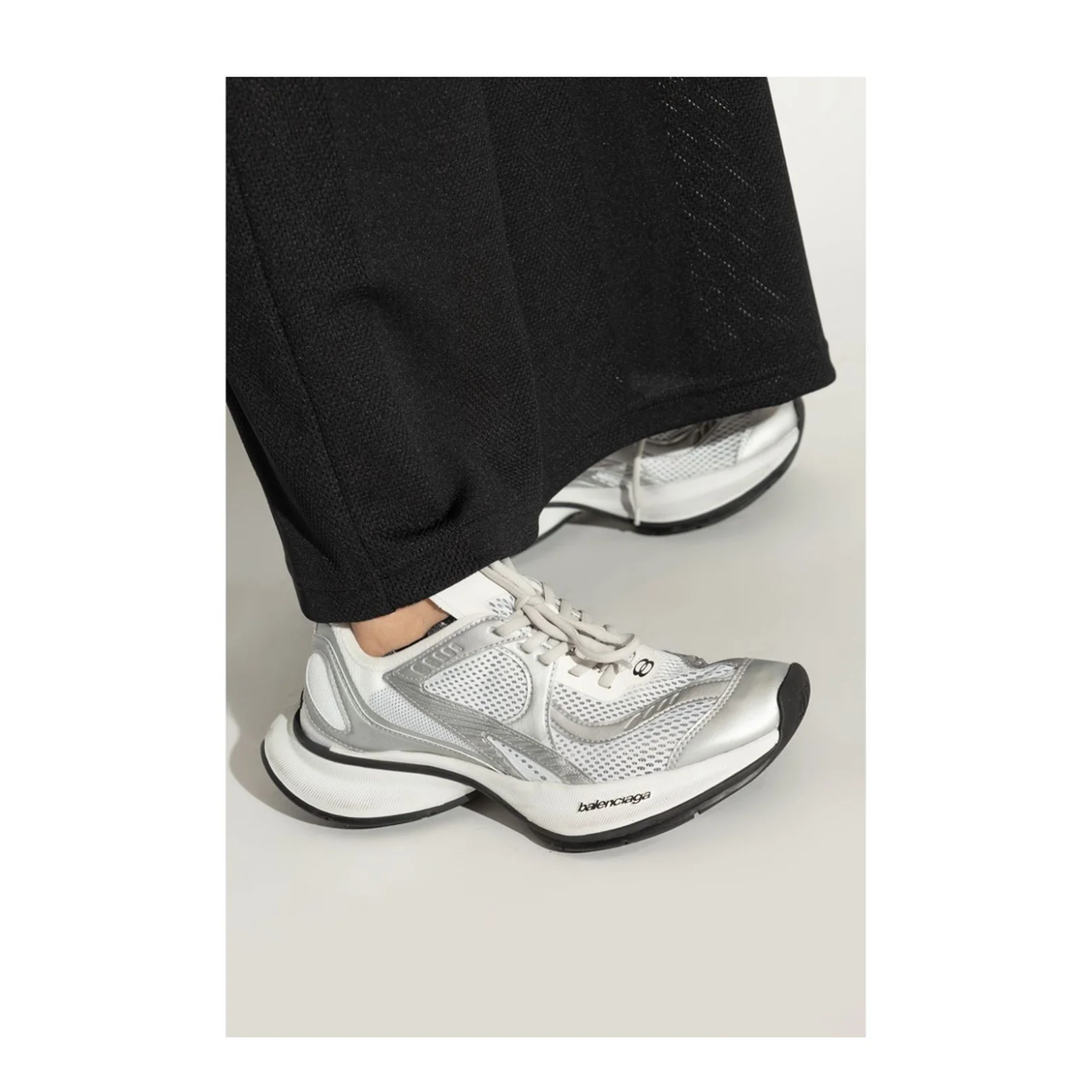 Circuit Sneaker in White/Silver - Image 4
