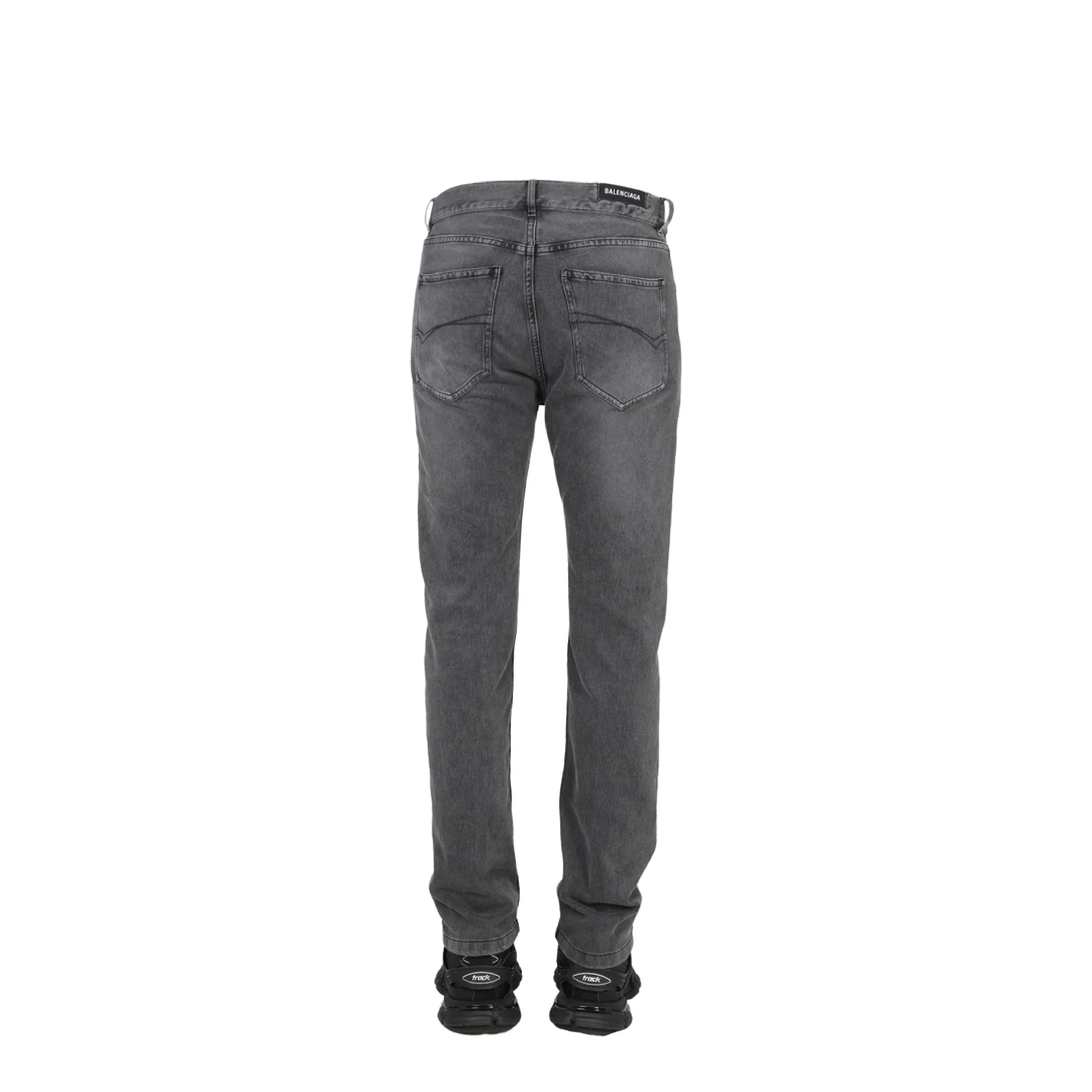 Jeans Con Patch Logo - Image 4