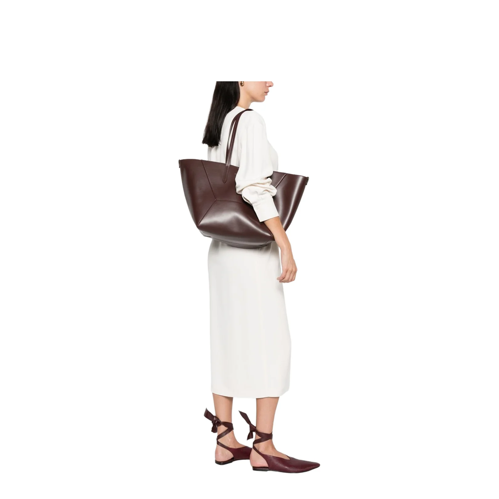 DC Duo Leather Tote Bag - Image 4