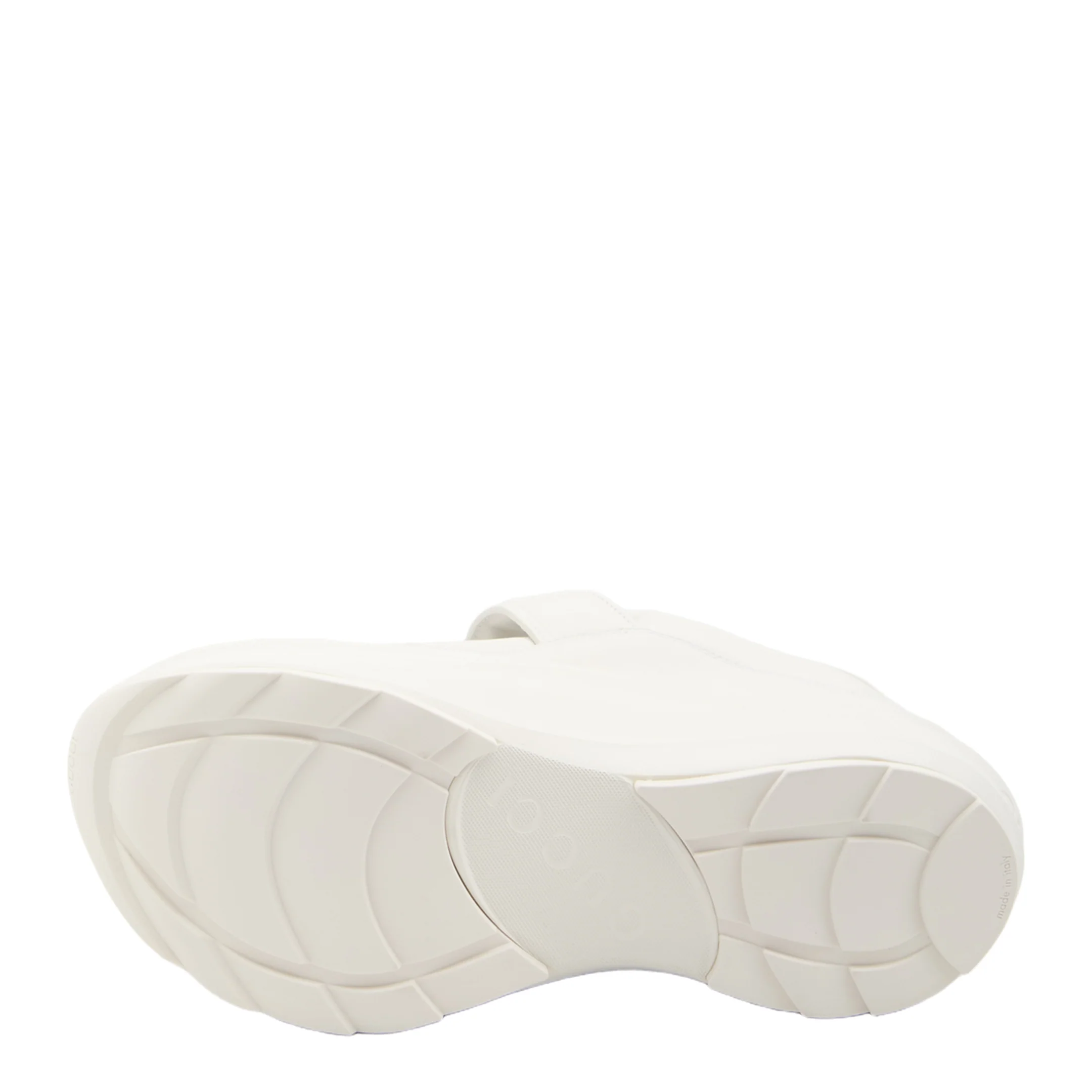 Wave Sneakers - Image 4