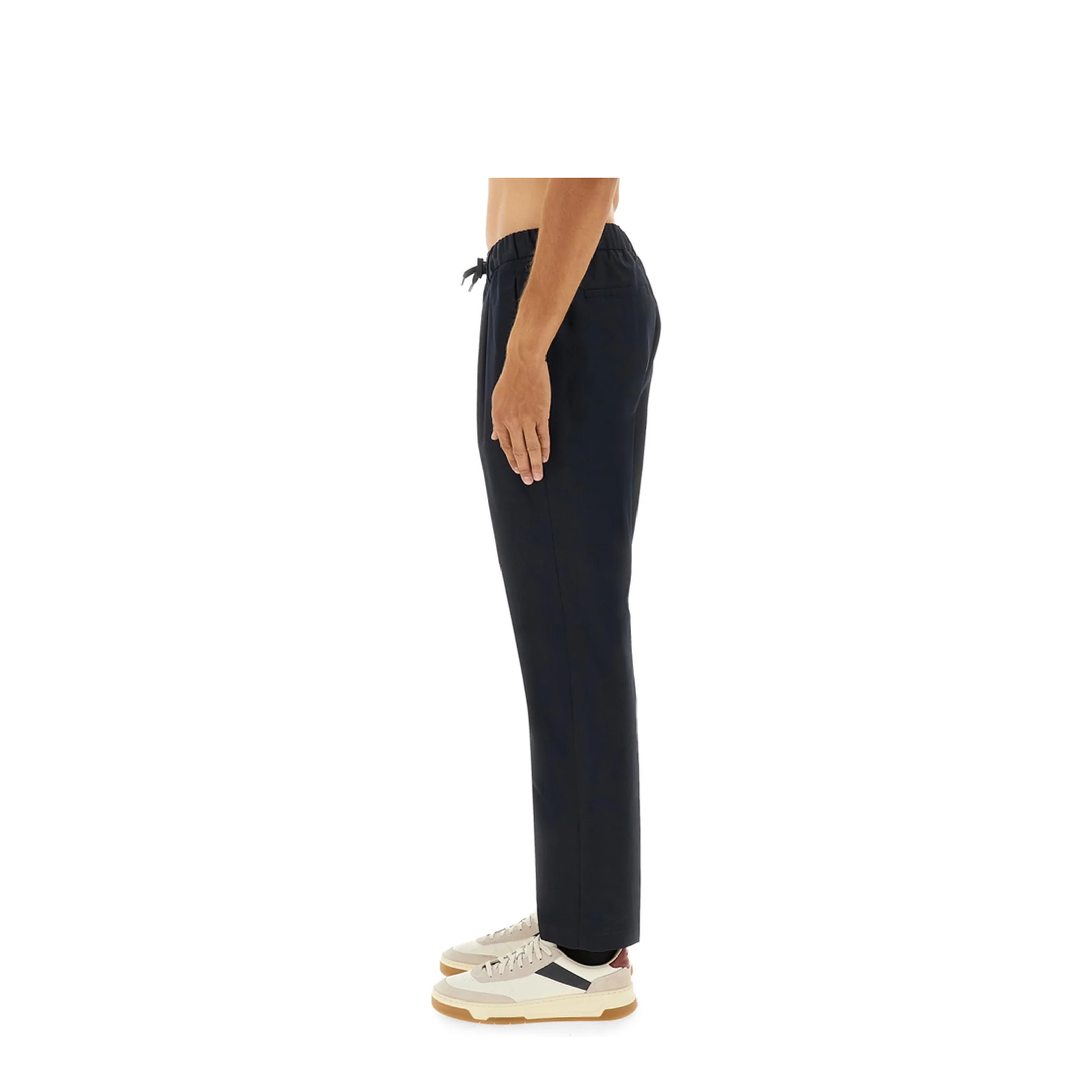 Cargo Pants Resort - Image 3