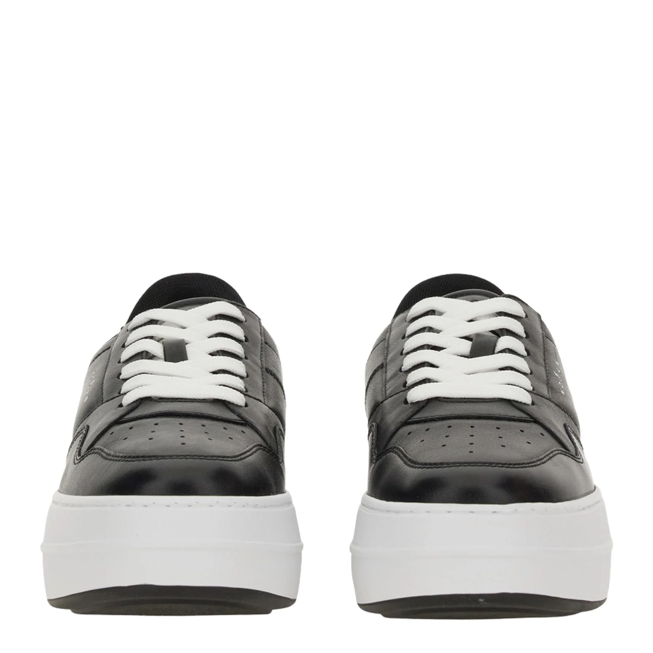 Sneaker Skyscraper - Image 5