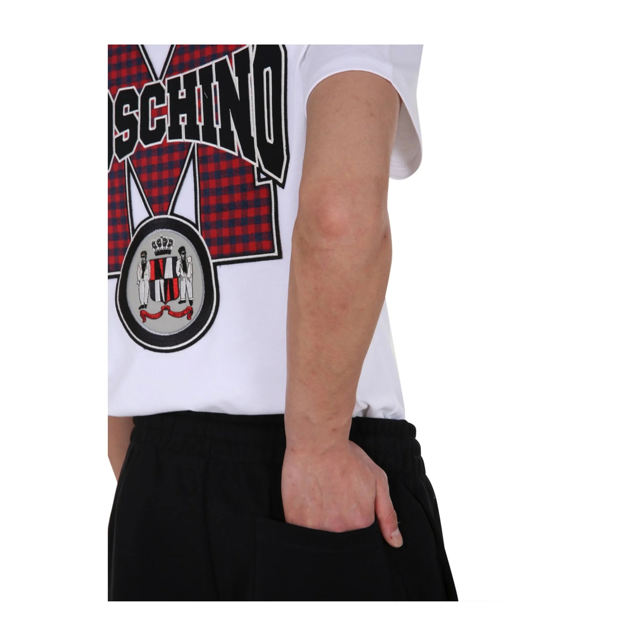 Round Neck T-Shirt - Image 4