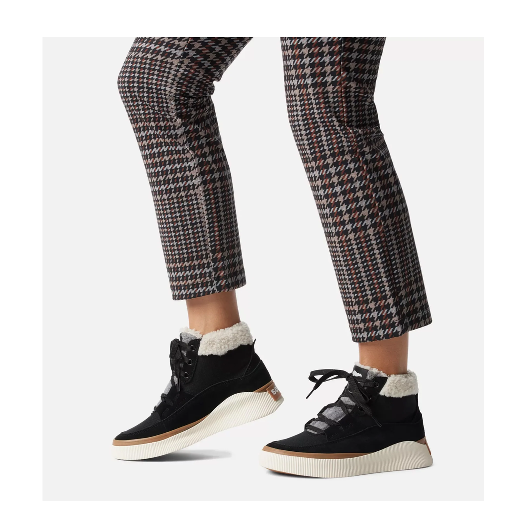 Sneakers - Image 2
