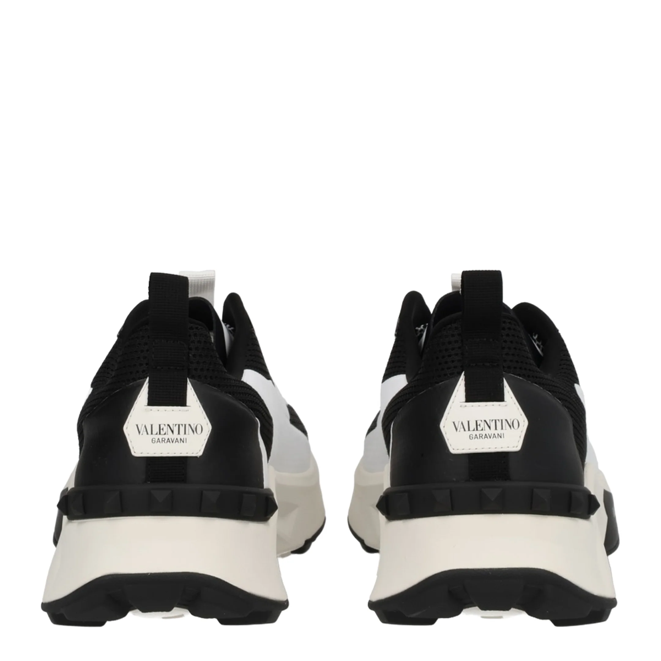 True Act Sneaker - Image 4