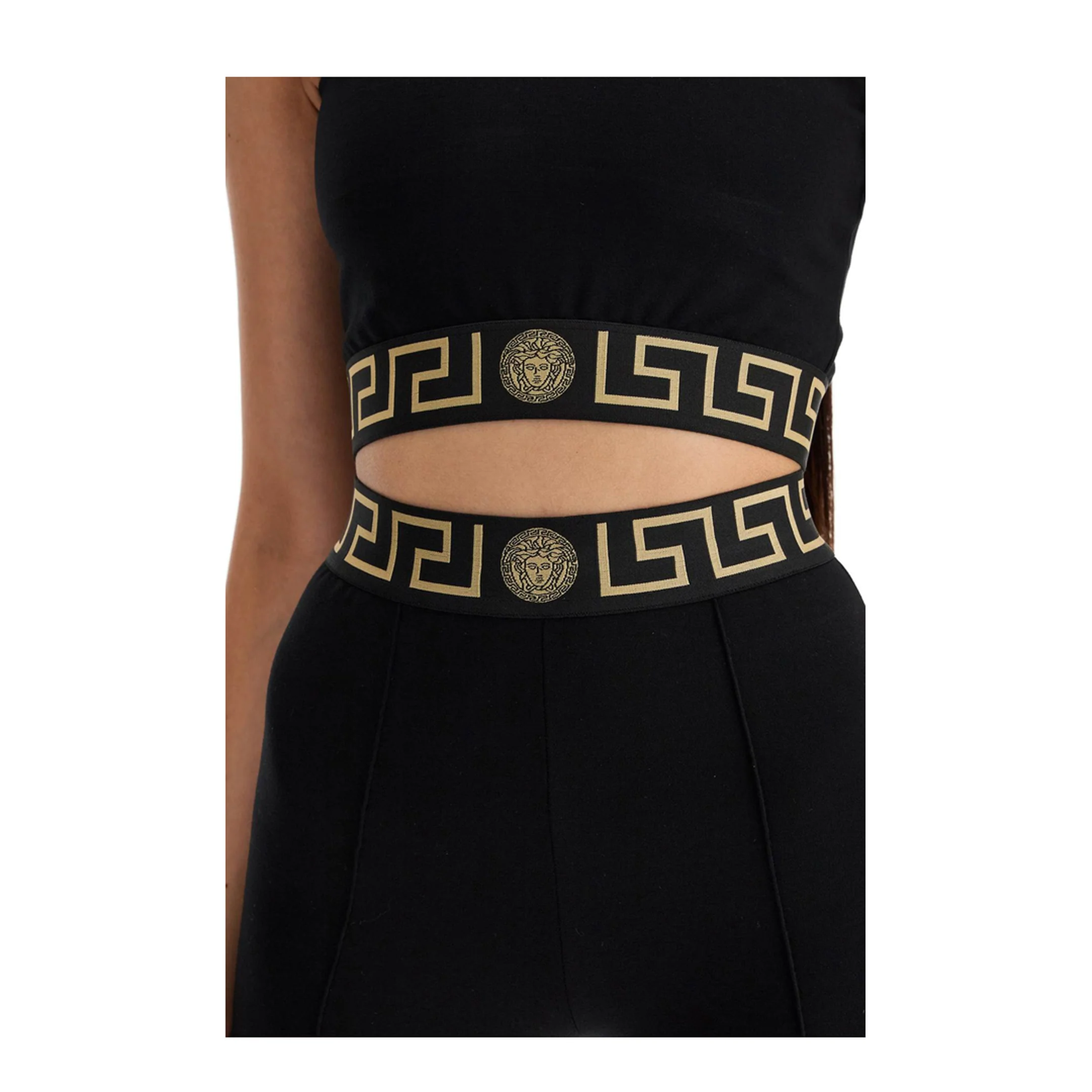 Sleeveless Crop Top Black - Image 3